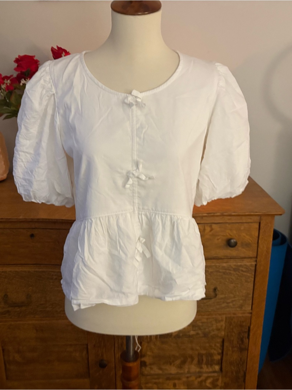 Abercrombie Kids White Puff-Sleeve Peplum Top size 15/16